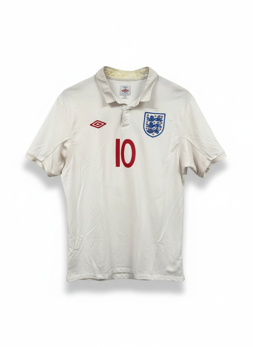 England 2009-10 Home Football Shirt - ROONEY 10 front