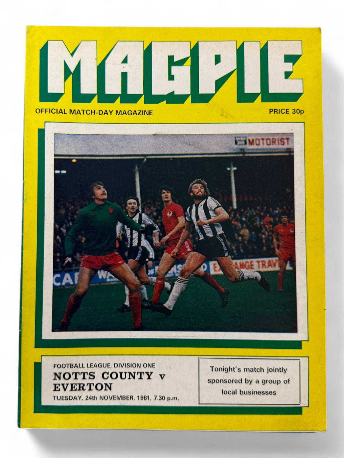 Notts County vs Everton 1981/82 programme cover