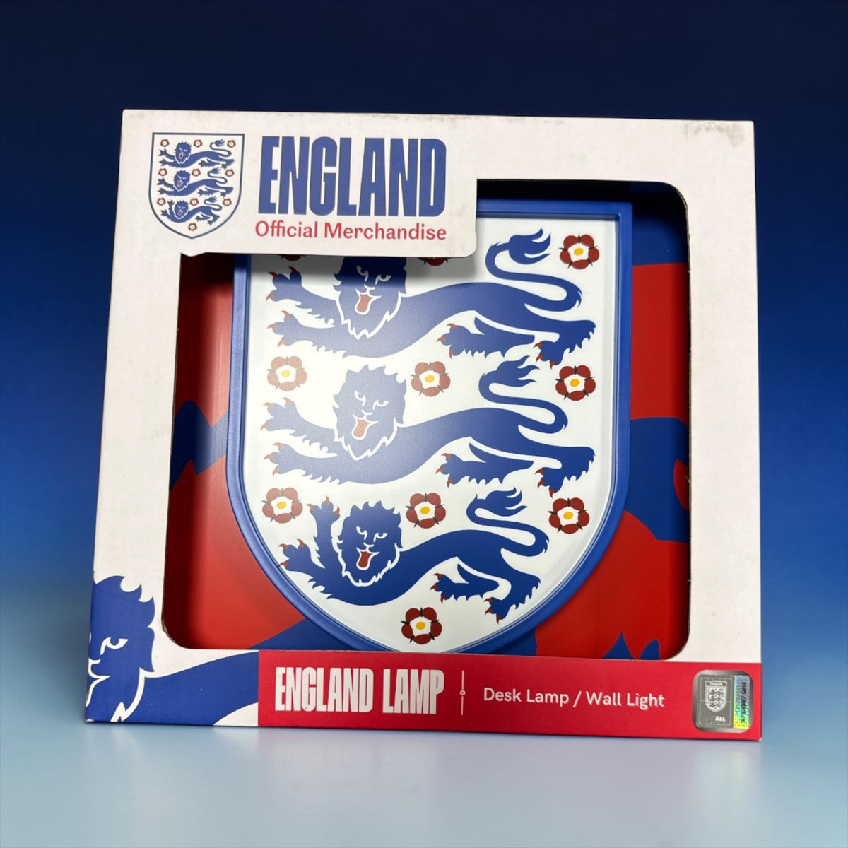 England Numskull 3D Desk Lamp in box showing Three Lions crest design