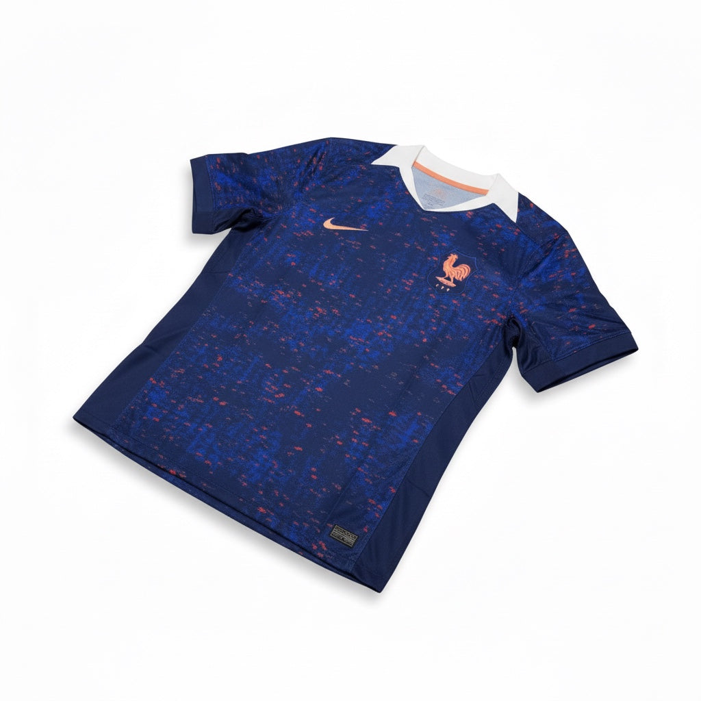 France 2025 Home Football Shirt - Angled