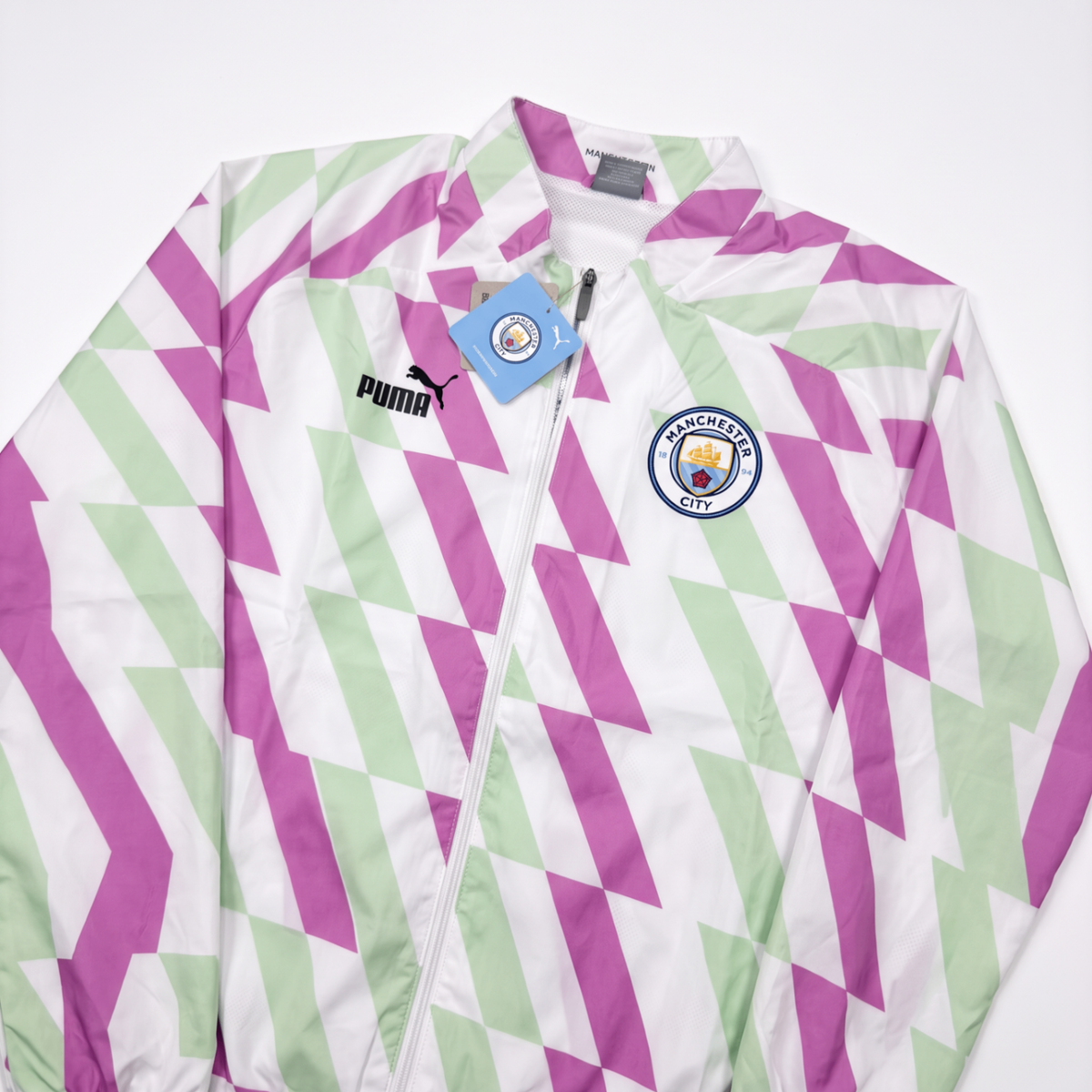 Manchester City 2022/23 Prematch Jacket - detail