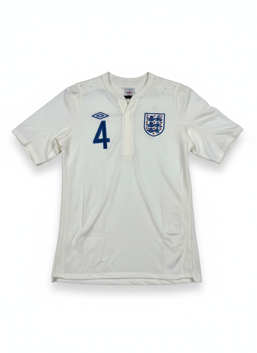 England 2010-11 Home Football Shirt - GERRARD 4 (8/10)